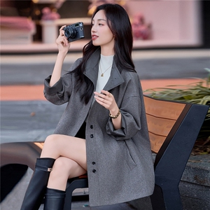 赫本风设计感灰色羊毛大衣女2025年秋冬季宽松休闲遮肚毛呢外套图片