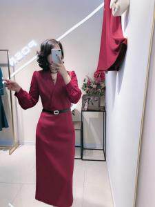 气质收腰连衣裙，女装连衣裙，珀莎