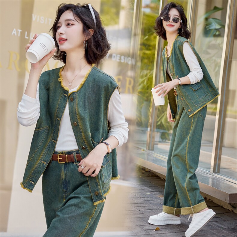 主推现货款2025新款韩版气质水洗做旧牛仔马甲+阔腿长裤两件套女，女装套装/套裙，时尚风爆