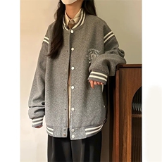 灰色
