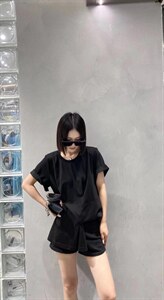 夏季新款 圆领压褶纯T恤图片
