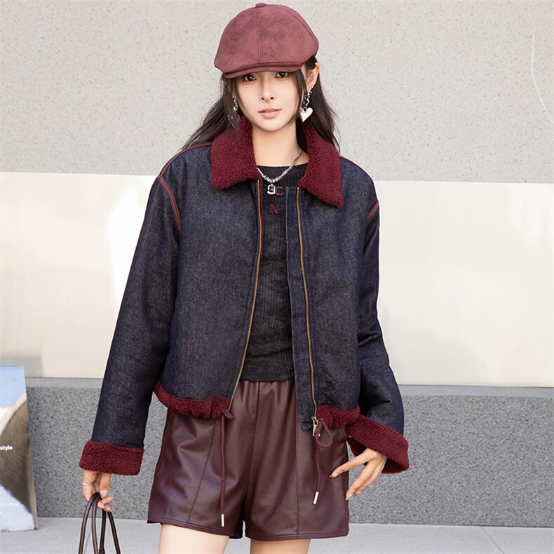 时尚拼接翻领加绒牛仔短外套女2024冬季新款小个子休闲羊羔毛棉服，女装牛仔外套，美拉德工厂直营店