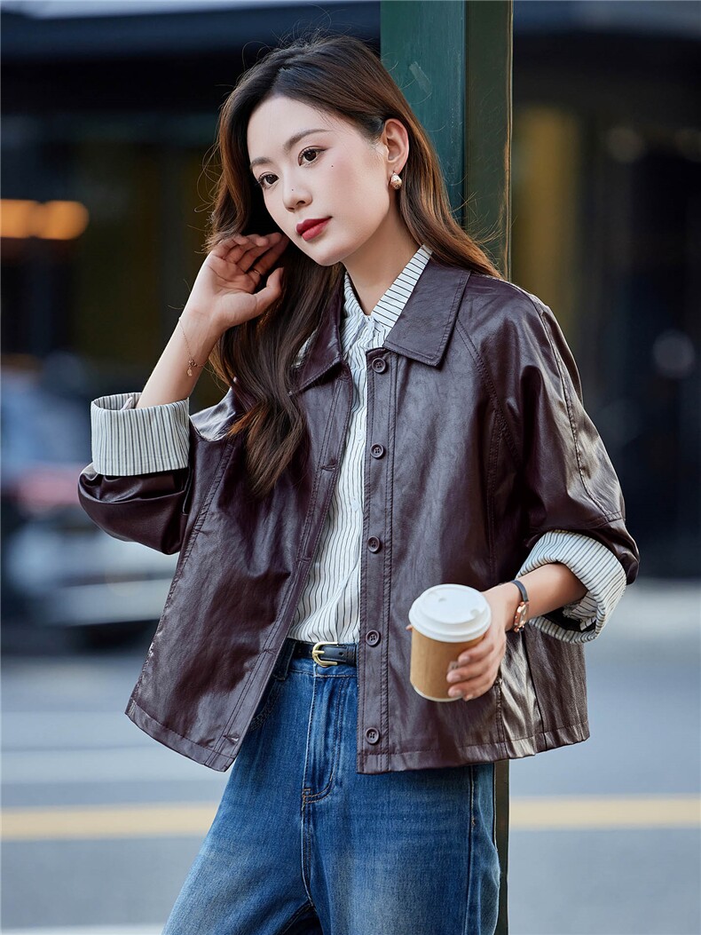 时尚翻领皮衣外套女2025春秋新款条纹拼接PU皮夹克短款高级感上衣,女装短外套,靓衣阁