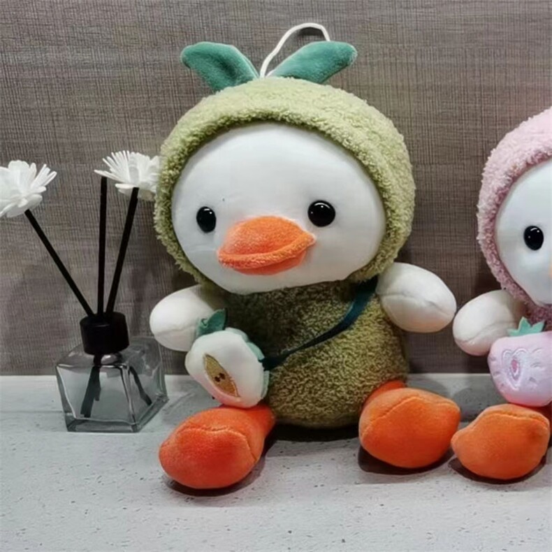 水果鸭子，红發毛绒玩具