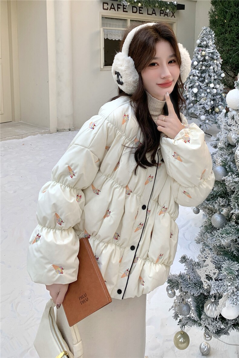 时尚圆领羽绒服女冬2025新款冰淇淋刺绣图案超火巨好看白鸭绒外套,女装羽绒服,琦鑫阁（原依鑫阁）