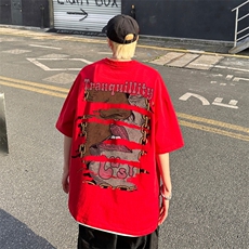 红色