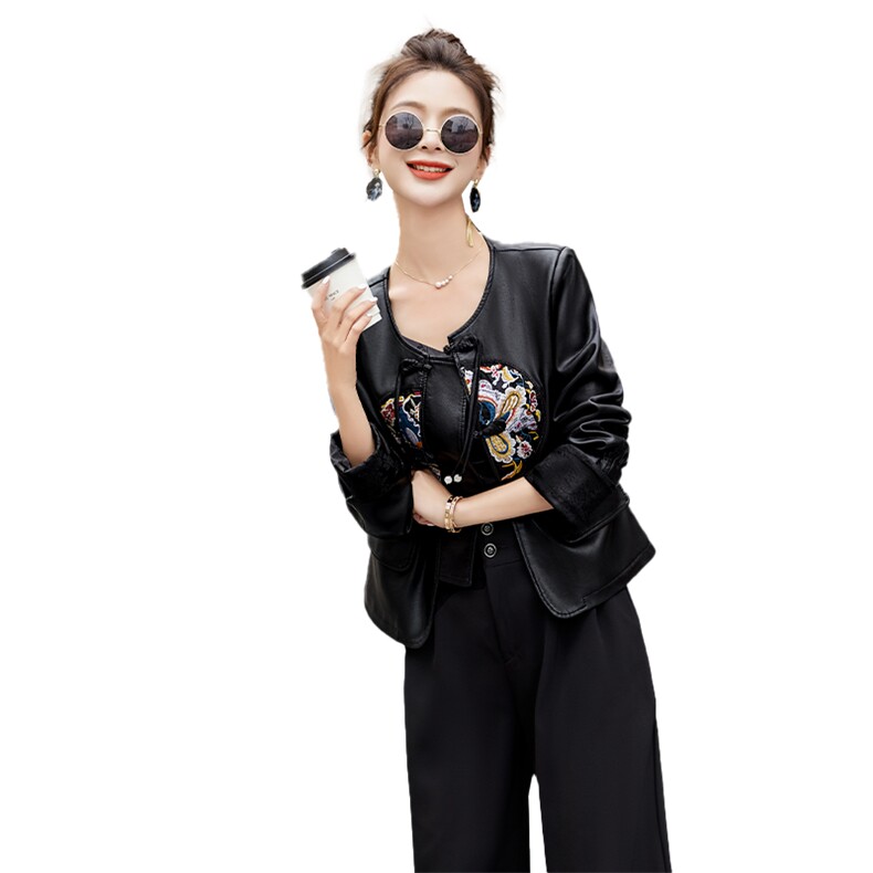 【风系列】刺绣皮衣外套女短款2025新款盘扣新中式上衣,女装皮衣,吾爱衣