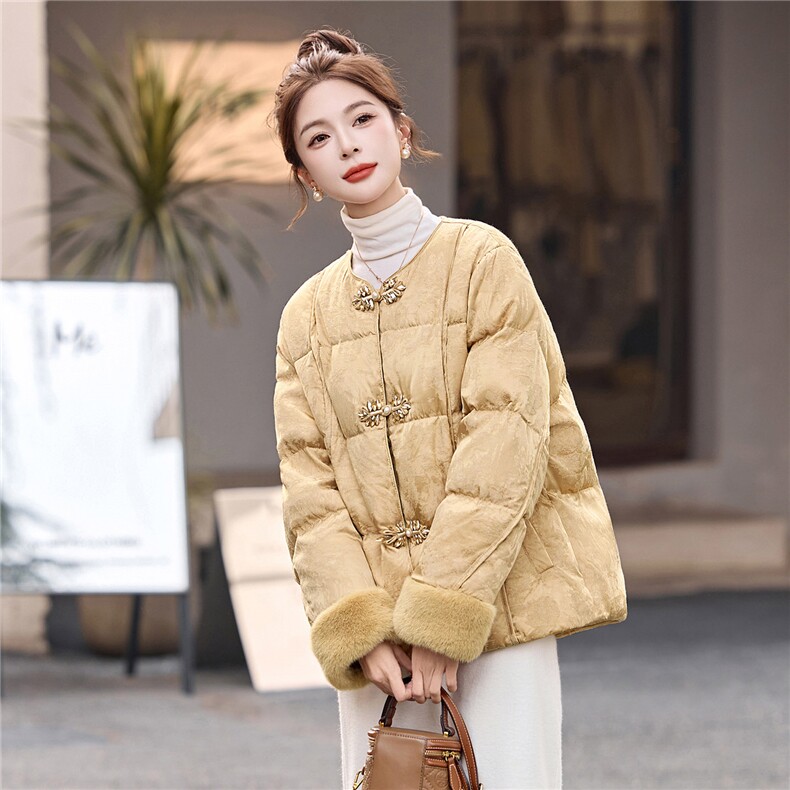 新中式羽绒服女冬季2025新款高级感气质减龄百搭毛绒拼接外套,女装羽绒服,浙宝029