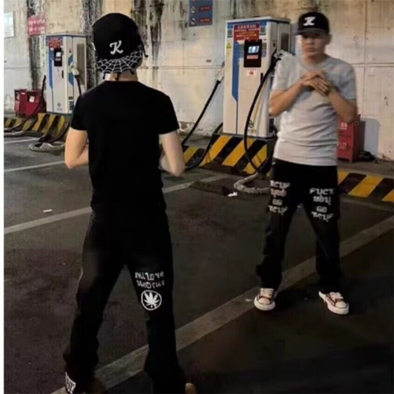 2024微喇水洗黑灰牛仔裤宽松版型印花字母潮流牛仔裤,男装牛仔裤,星座506A