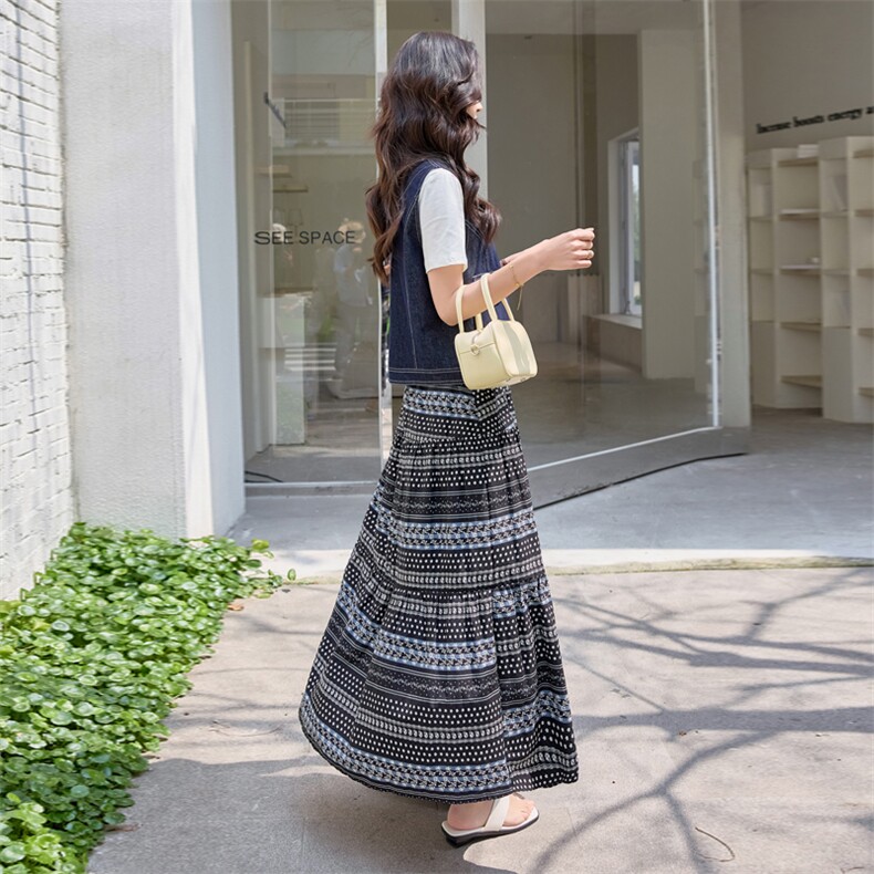 牛仔马甲半裙套装女夏2025新款高端气质波西米亚风印花长裙两件套,女装套装/套裙,美沁
