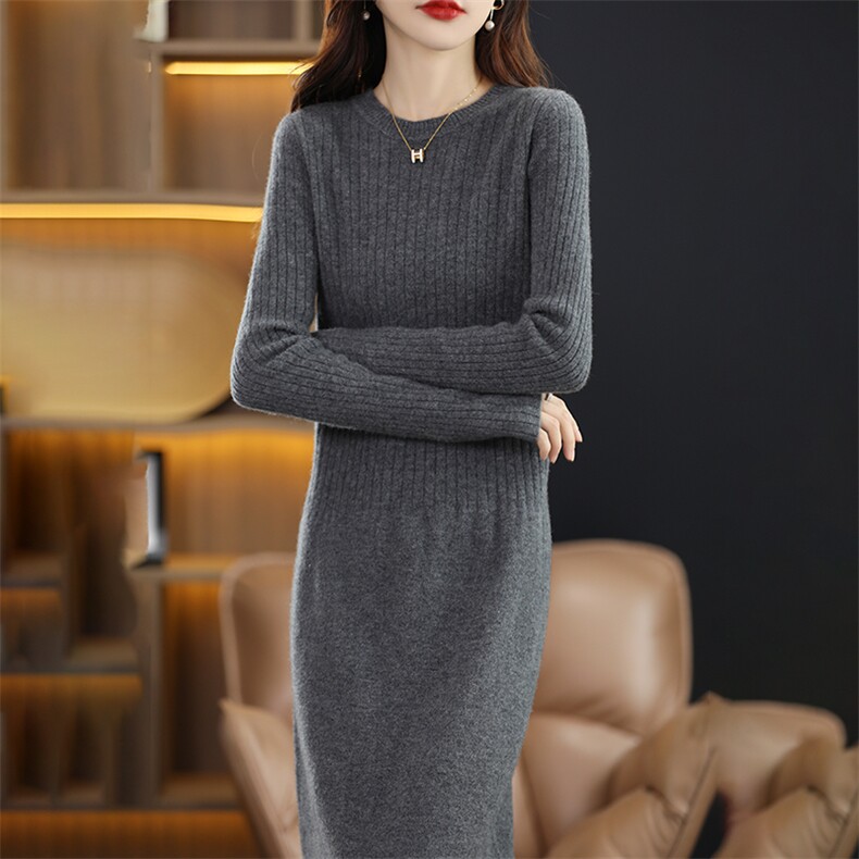 2025秋冬新款圆领羊毛衫女中长款连衣裙宽松显瘦针织羊绒长裙，女装连衣裙，君贝羊绒