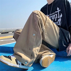 卡其色