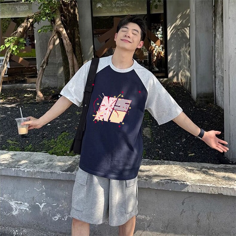 抖音得物高品质二开240克宽松纯棉美式潮牌插肩袖拼接短袖T恤,男装T恤,电商A486