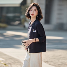 2025年秋季新款时尚短款外套女，女装短外套，沁沁公主