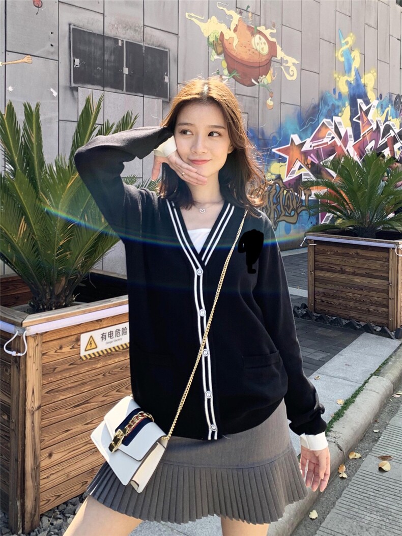 2025年秋季常规款单件长袖V领落肩袖单排扣开衫时尚百搭，女装针织衫/毛衣，鄂贝斯羊绒