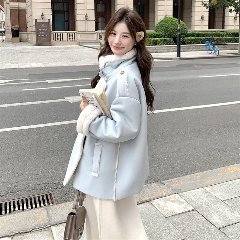 新款蓝色皮毛一体加厚外套7682-P235-K328,女装皮草,2C159