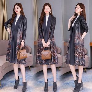 风衣女中长款2021春秋季新款印花麂皮绒大衣chic外套过膝图片