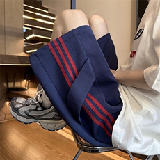 藏青色