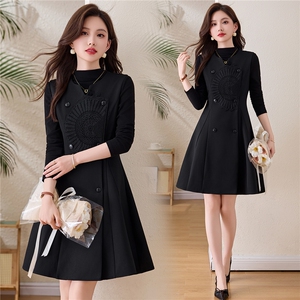 2026春季新款简约时尚休闲女装两件套图片