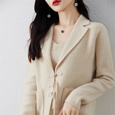 柔软舒适百搭潮流时尚保暖中式盘扣羊毛西服，女装西装，牧雅羊绒