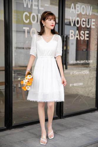 （现货）连衣裙，女装连衣裙，伊娜蕾尔