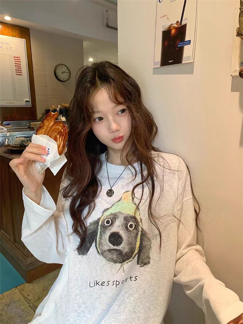 2025舒适百搭简约秋冬新款油画憨憨小狗长袖，女装T恤，湘姗