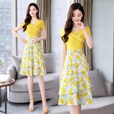 时尚气质修身连衣裙夏季新款显瘦V领短袖印花裙，女装连衣裙，鑫鑫美