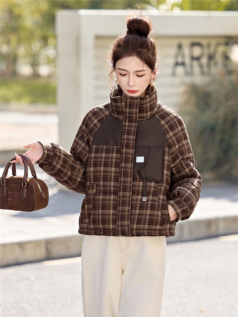 小个子羽绒服女2025冬季新款连帽复古格纹加厚保暖短款格子外套,女装羽绒服,意芙