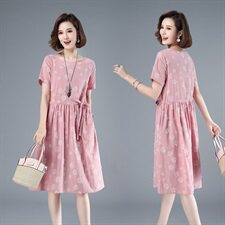 2021年夏季中长款通勤印花圆领A字裙40-49周岁韩版纯棉圆点裙子，女装连衣裙，伊满意