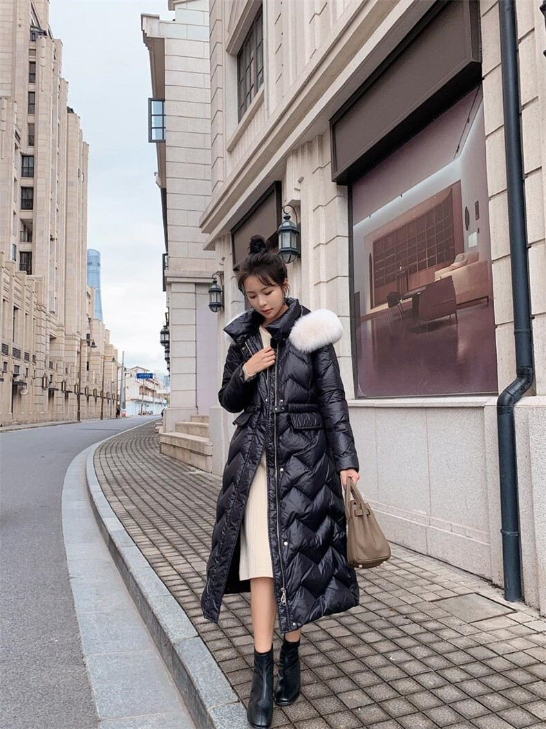 现货标广检90绒羽绒服，女装羽绒服，早颜