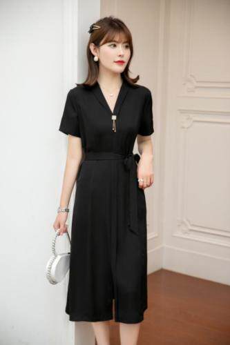 现货供应：醋酸面料修身连衣裙，女装连衣裙，拉思维加丝