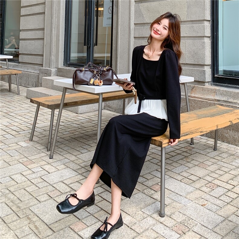 黑色法式温柔风拼接假两件连衣裙女2025秋季新款优雅气质感小黑裙,女装连衣裙,维壹
