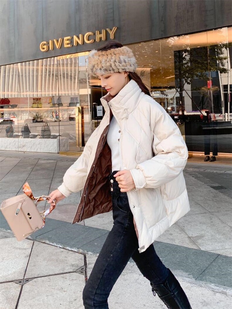 羽绒服，女装羽绒服，依洛菲