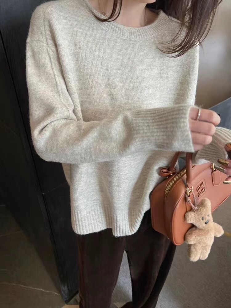 秋冬款时尚简约女圆领宽松慵懒时尚洋气针织打底毛衣，女装针织衫/毛衣，半城羊绒