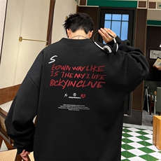 黑色