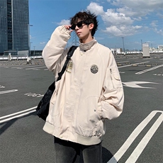 米白色