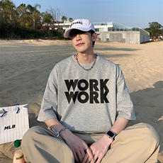 浅灰色