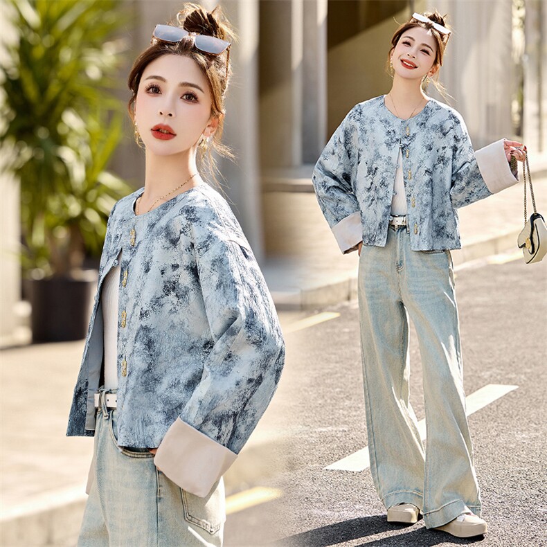 新中式国风提花外套女2025春季新款水墨画唐装年轻款短款开衫上衣,女装短外套,伊仟回