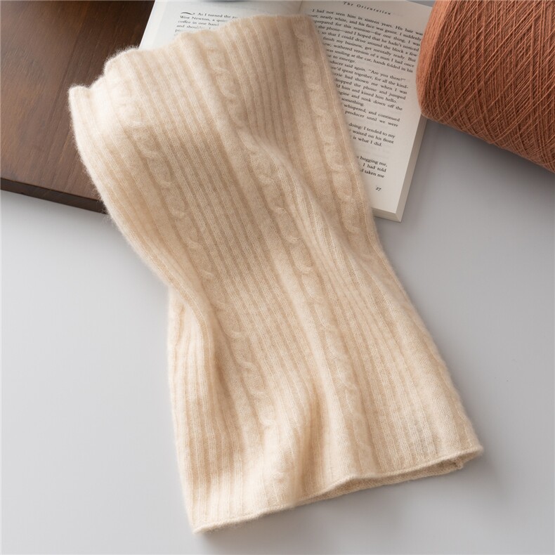 2025年秋季新款百搭女士上个娇保暖抽条围脖，围巾，朴石羊绒