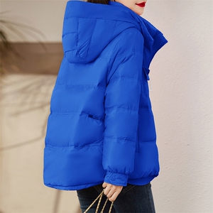 现货羽绒服女连帽新款短款小个子面包服时尚宽松休闲保暖轻暖外套图片