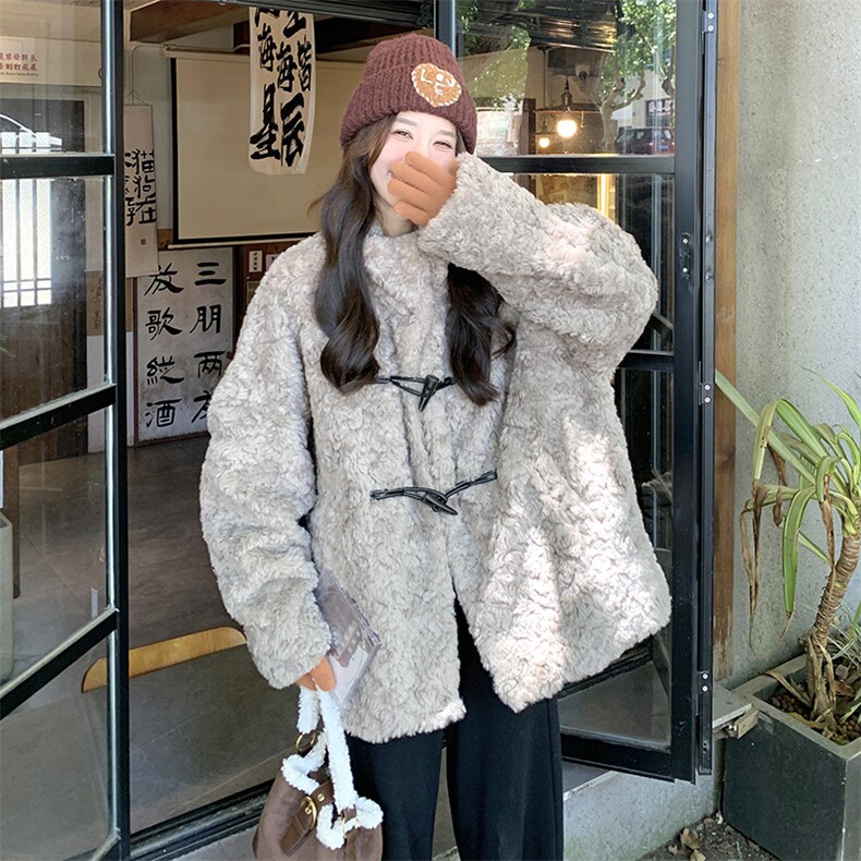 学院风牛角扣灰色立领羊羔毛外套女冬2024新款超好看加绒加厚棉服,女装毛呢外套,C位