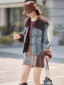 独特超好看羊羔毛拼接牛仔棉衣女2025冬新款夹棉加厚保暖棉服外套图片