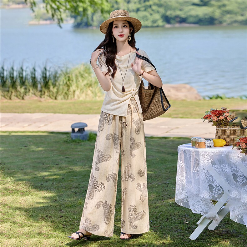 2026年夏季休闲风两件套,女装套装/套裙,贵人树