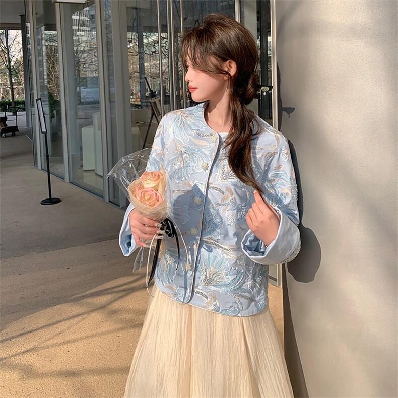 璀璨刺绣短外套女重工钉珠上衣2025春季新款轻奢风拼接别致夹克衫,女装短外套,浙宝208A
