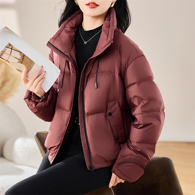 红色时尚百搭短款羽绒服女2025冬季新款休闲保暖泡芙感白鸭绒外套,女装羽绒服,初闻兮