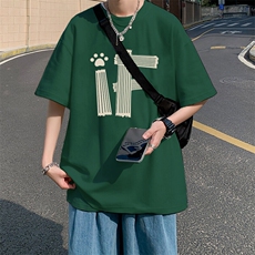 墨绿色