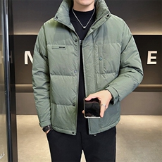 绿色