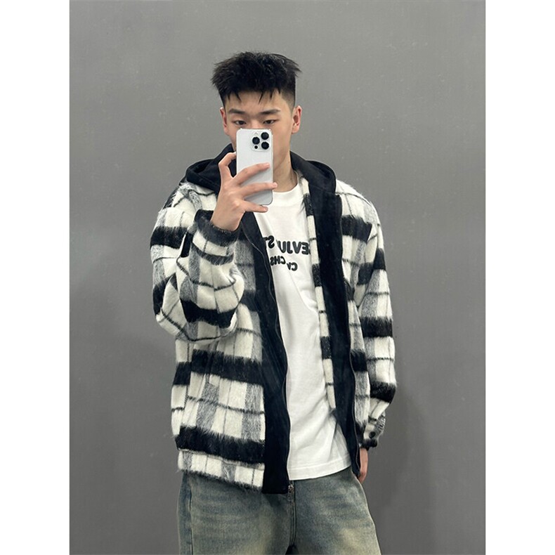 自拍图有版权 YK86028-TP79 秋装新款拼色连帽夹克外套图片