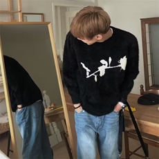 黑色