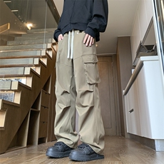 卡其色
